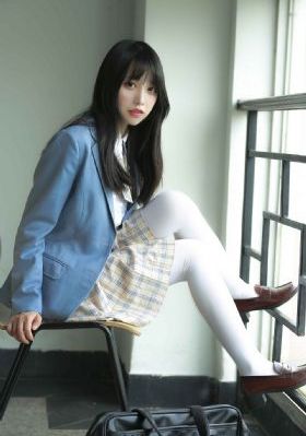 美女扒开尿口让男人操_高清高清免费观看
