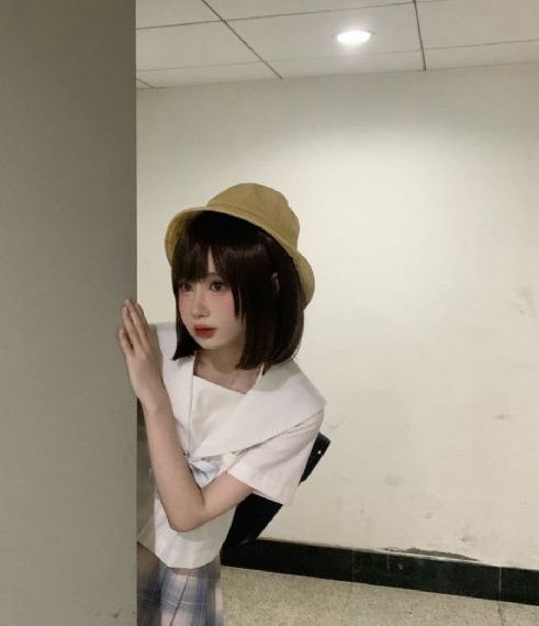 《军官夫人》电影免费观看完整_超清在线视频播放